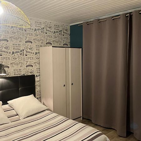 Hotel Du Nord Chambres Familiales Fontaines  Экстерьер фото